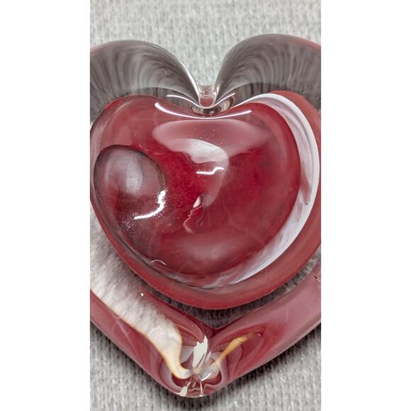 Kathy Sherman Art Glass Heart Paperweight Signed Dated 2004 Red Clear - Picture 5 of 14